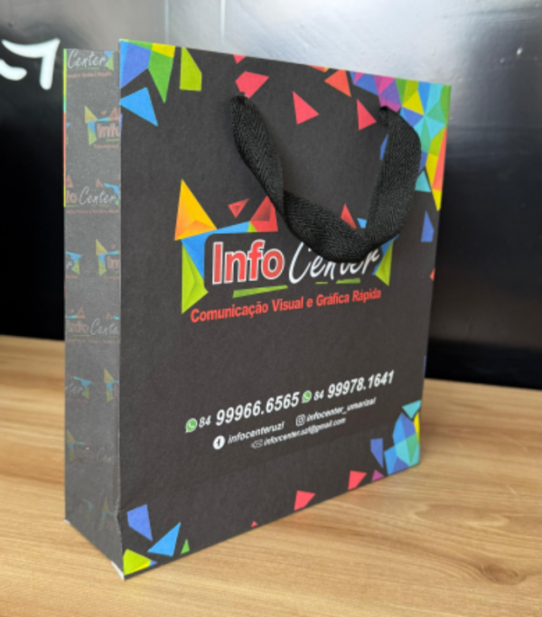 SACOLA DE PAPEL OFFSET PERSONALIZADA TAM. M